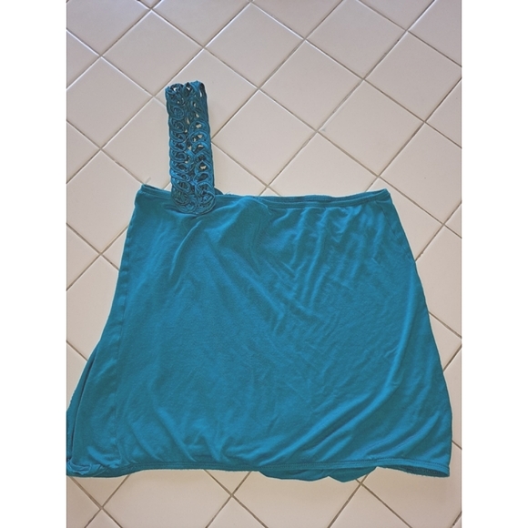 Rue21 Tops - Women’s tube top shoulder blue crochet blouse summer top party holiday sport fun